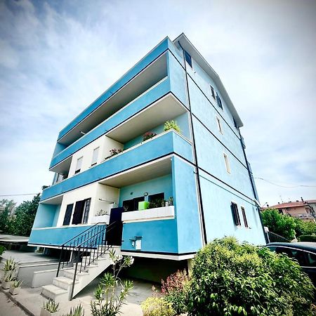 Cozy 55-M2 Flat Close To The Countryside In 纳尔尼 外观 照片