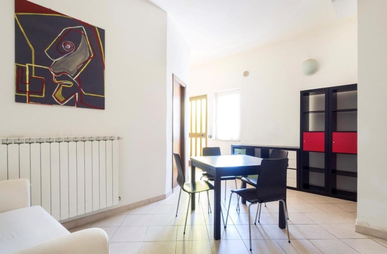 Cozy 55-M2 Flat Close To The Countryside In 纳尔尼 外观 照片