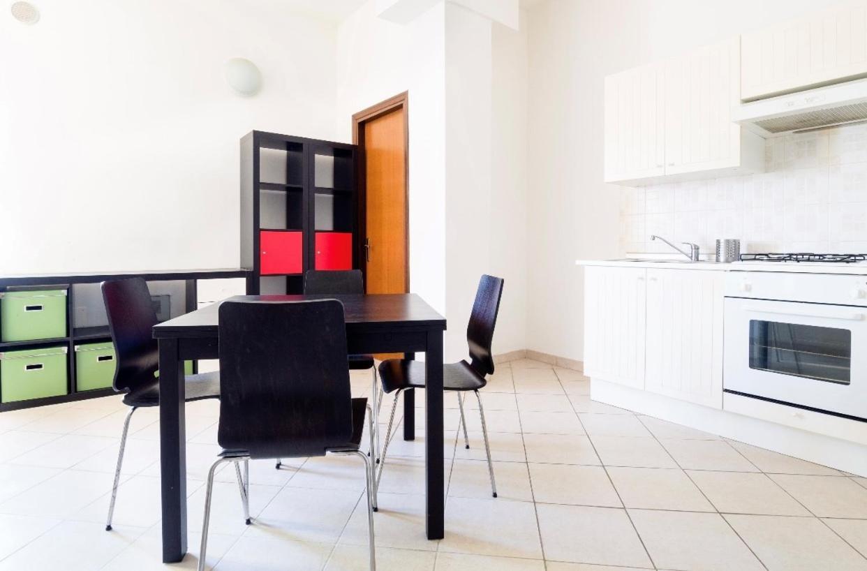 Cozy 55-M2 Flat Close To The Countryside In 纳尔尼 外观 照片